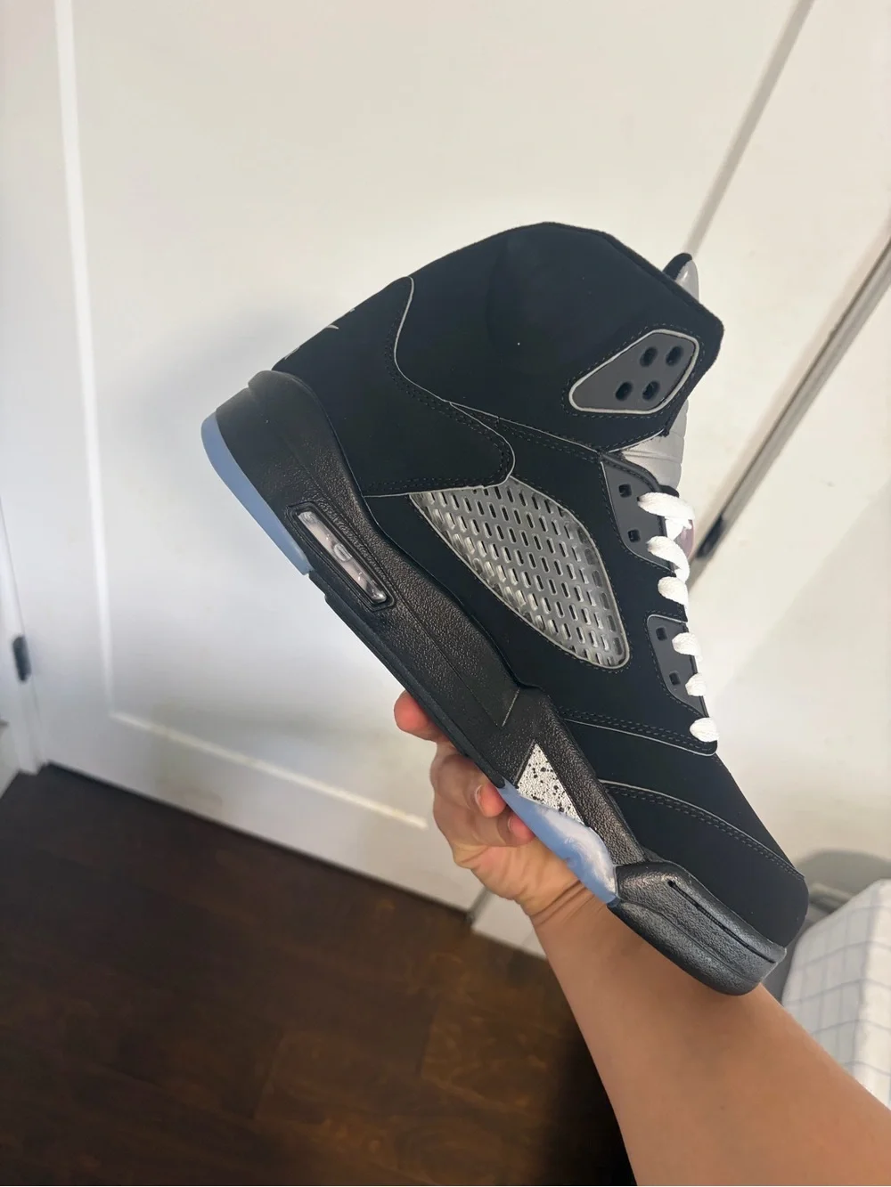 Jordan 5 black metallic